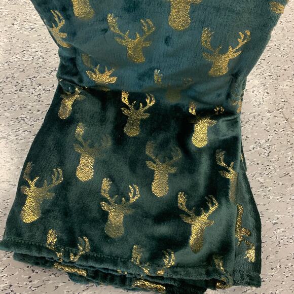 Adirondack Christmas Reindeer Printed Metallic Gold Green Plush Throw Blanket - Picture 10 of 10
